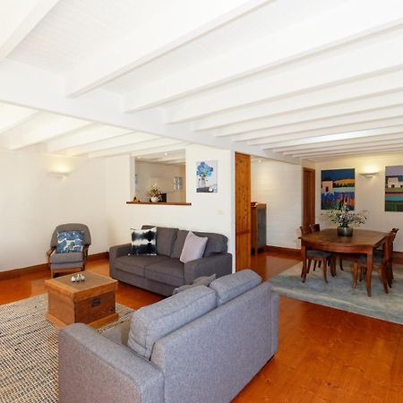 54 on Bank Hotel Port Fairy Bagian luar foto